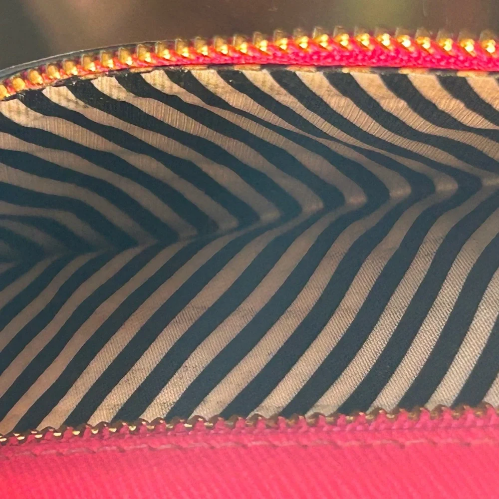 Kate Spade Pink Wallet Sleek Design 7” x 4” Like new - Picture 14 of 15